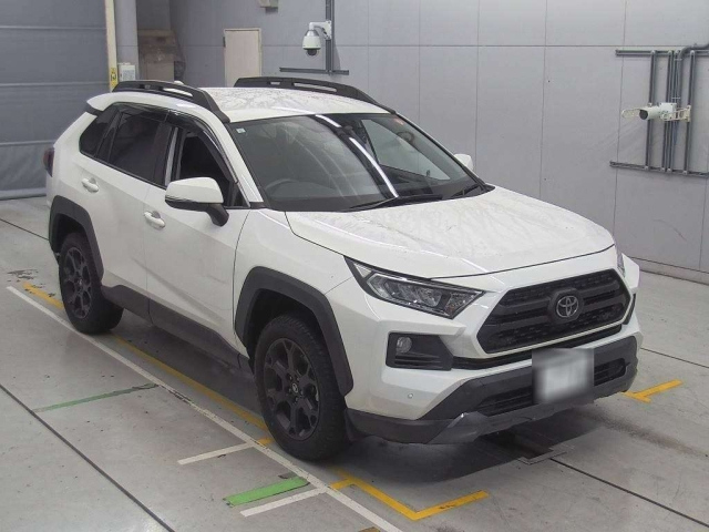 TOYOTA RAV4 2021