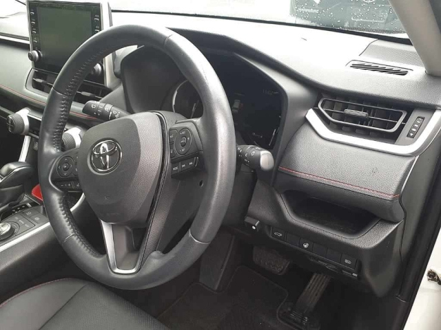 TOYOTA RAV4 2021