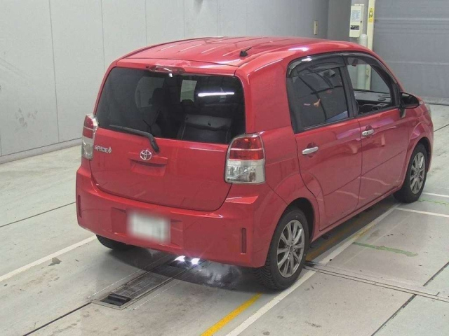 TOYOTA SPADE 2014