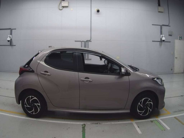 TOYOTA YARIS 2022
