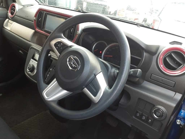 DAIHATSU BOON 2017