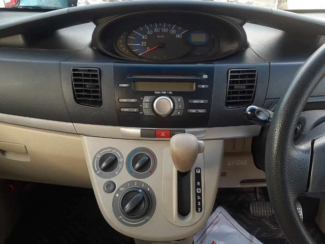 DAIHATSU MOVE 2009