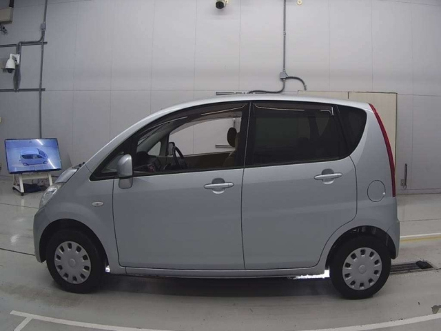 DAIHATSU MOVE 2009