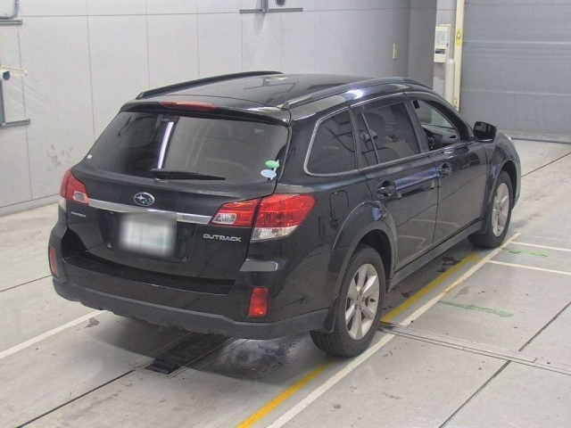 SUBARU LEGACY OUTBACK 2013