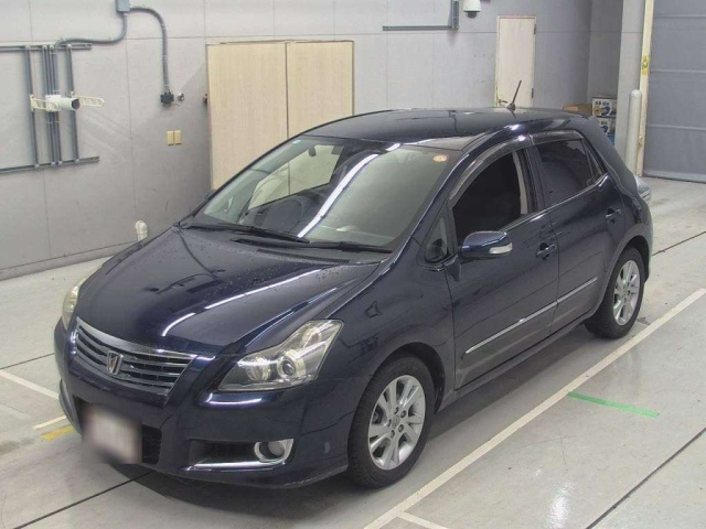 TOYOTA BLADE 2010
