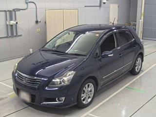 TOYOTA BLADE 2010