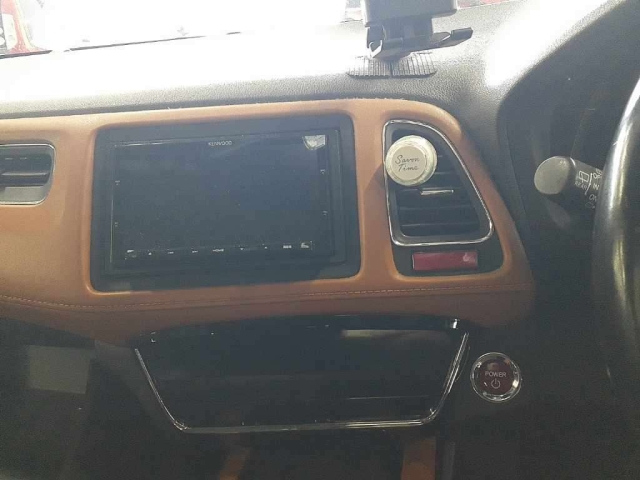 HONDA VEZEL 2015