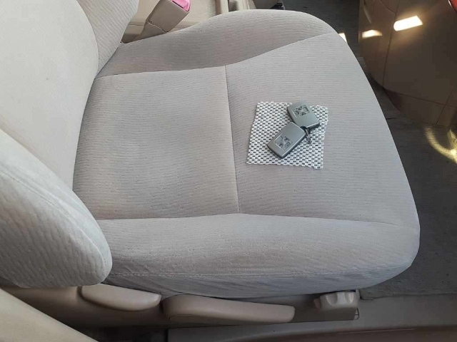 TOYOTA ALPHARD 2010