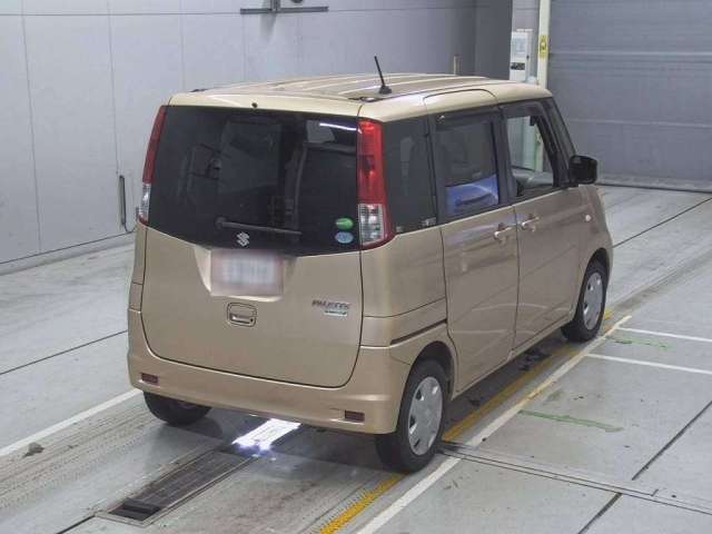 SUZUKI PALETTE 2012