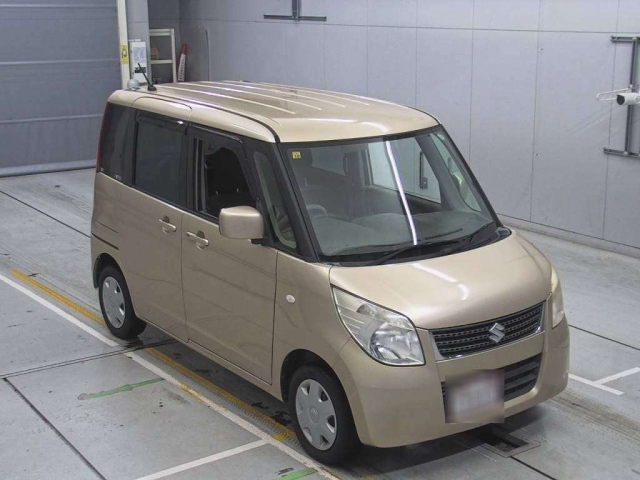 SUZUKI PALETTE 2012