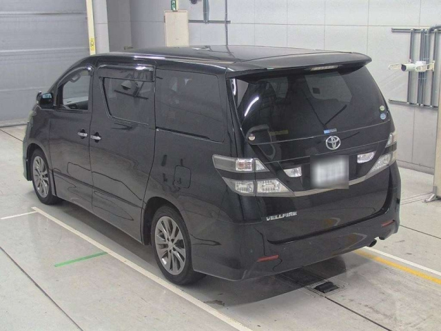 TOYOTA VELLFIRE 2011