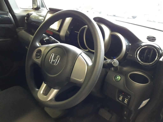 HONDA N BOX 2014