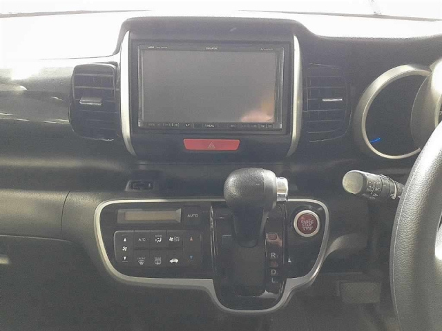HONDA N BOX 2014