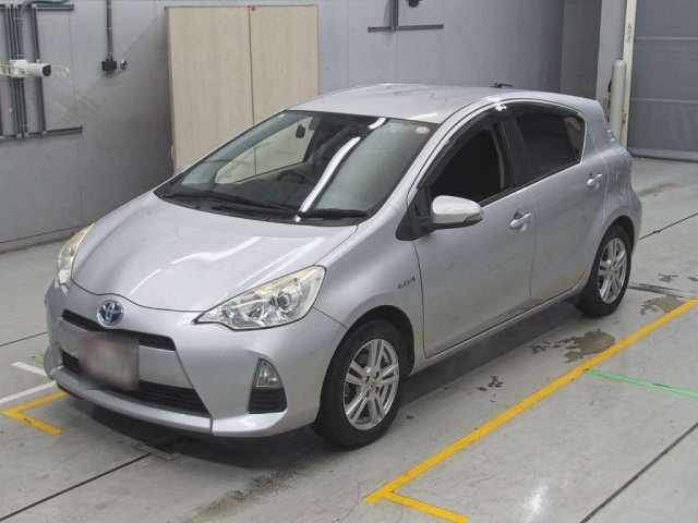 TOYOTA AQUA 2014