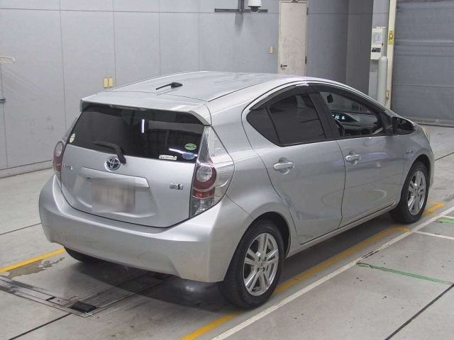 TOYOTA AQUA 2014