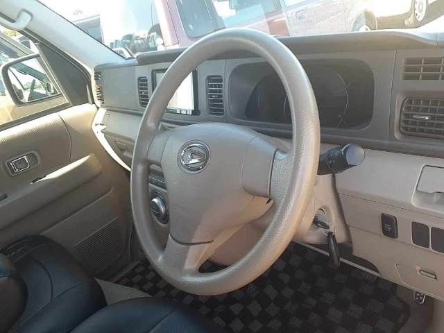 DAIHATSU ATRAI WAGON 2013