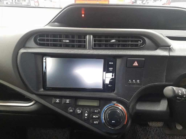 TOYOTA AQUA 2014