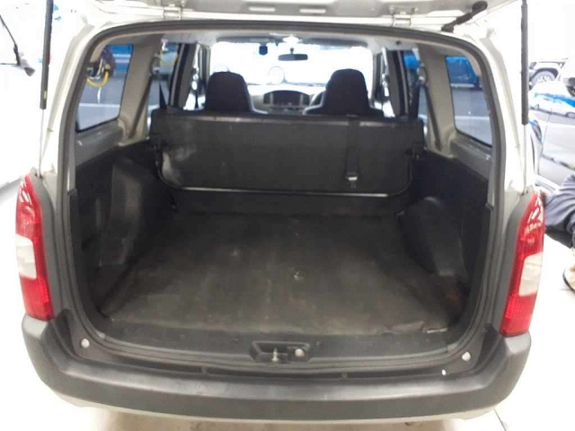 TOYOTA PROBOX 2012