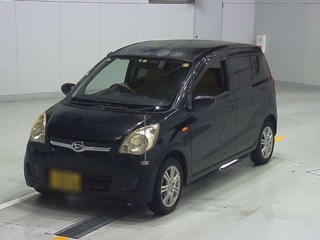 DAIHATSU MIRA 2010