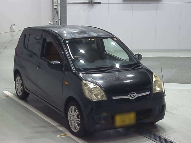 DAIHATSU MIRA 2010