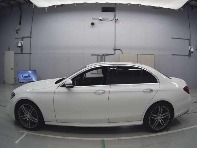 MERCEDES BENZ E CLASS 2017