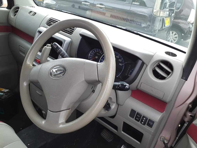 DAIHATSU MOVE CONTE 2009