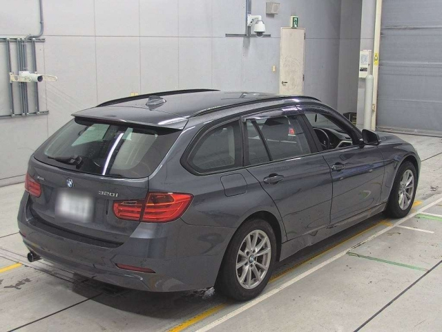 BMW 3 SERIES 2014