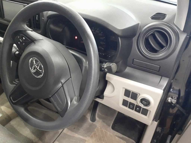 TOYOTA PASSO 2016