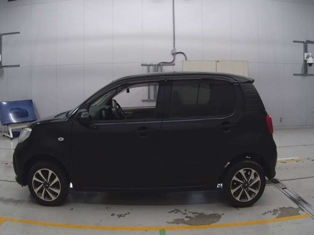TOYOTA PASSO 2016