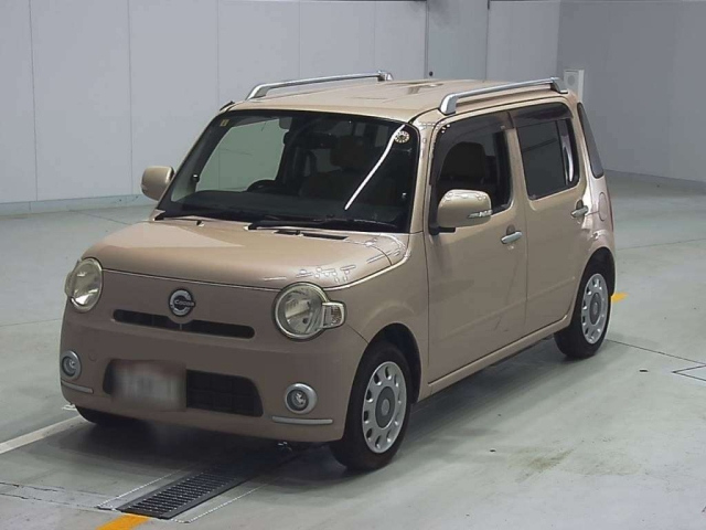 DAIHATSU MIRA 2010