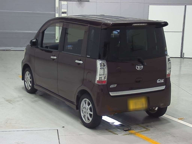 DAIHATSU TANTO EXE 2014