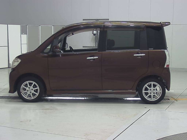 DAIHATSU TANTO EXE 2014