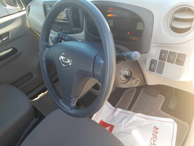 DAIHATSU MIRA E S 2015