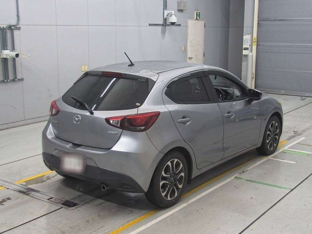 MAZDA DEMIO 2014
