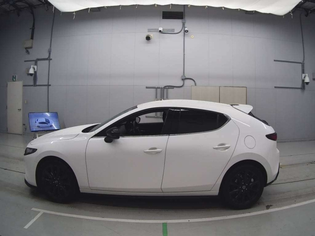MAZDA MAZDA3 2023
