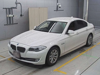 BMW 5 SERIES 2012