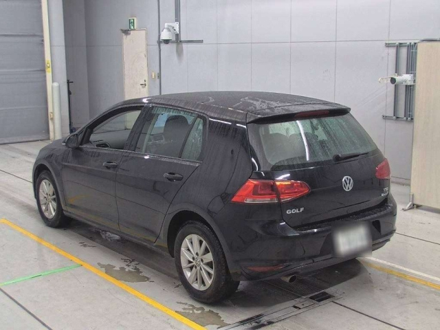 VOLKSWAGEN GOLF 2015