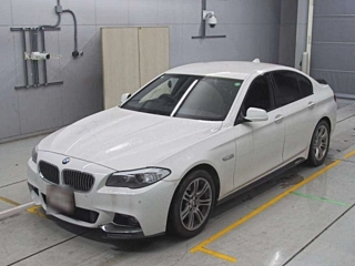 BMW 5 SERIES 2011