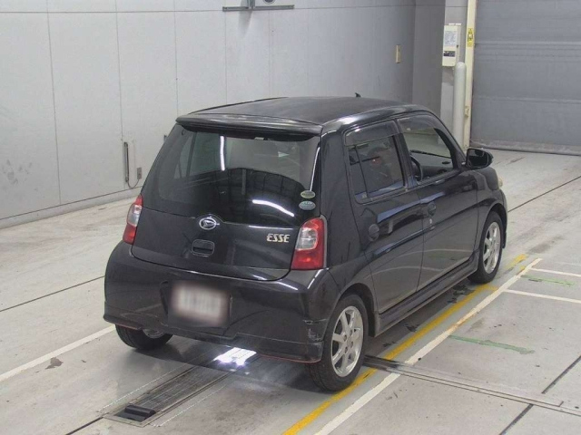 DAIHATSU ESSE 2010