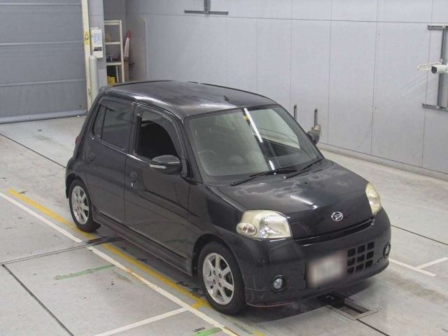 DAIHATSU ESSE 2010