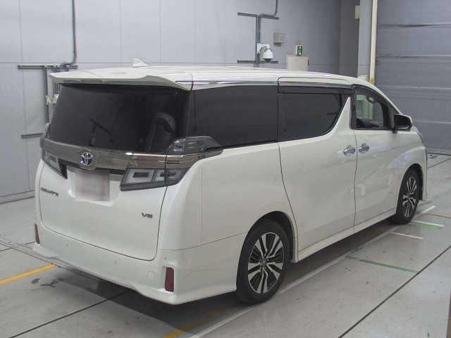 TOYOTA VELLFIRE 2018