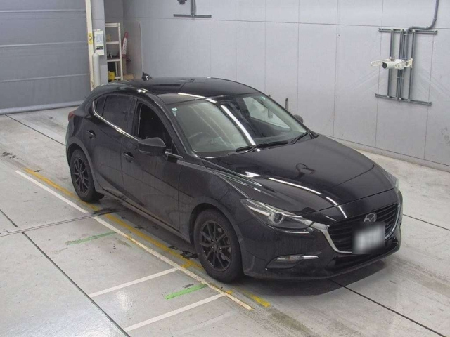 MAZDA AXELA 2017