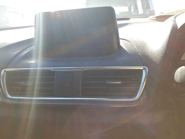 MAZDA AXELA 2017