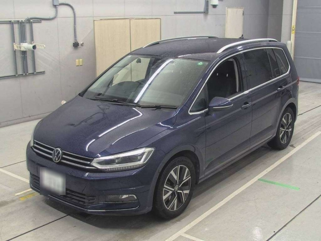 VOLKSWAGEN GOLF TOURAN 2021