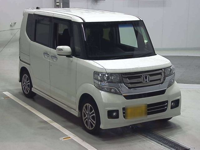 HONDA N BOX 2016