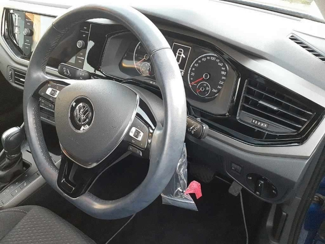 VOLKSWAGEN POLO 2018