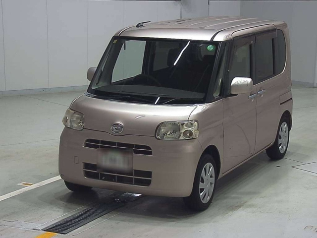 DAIHATSU TANTO 2012