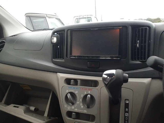 DAIHATSU MIRA E S 2014