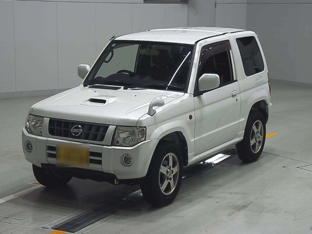 NISSAN KIX 2012