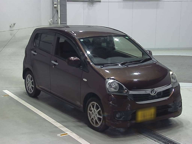DAIHATSU MIRA E S 2013